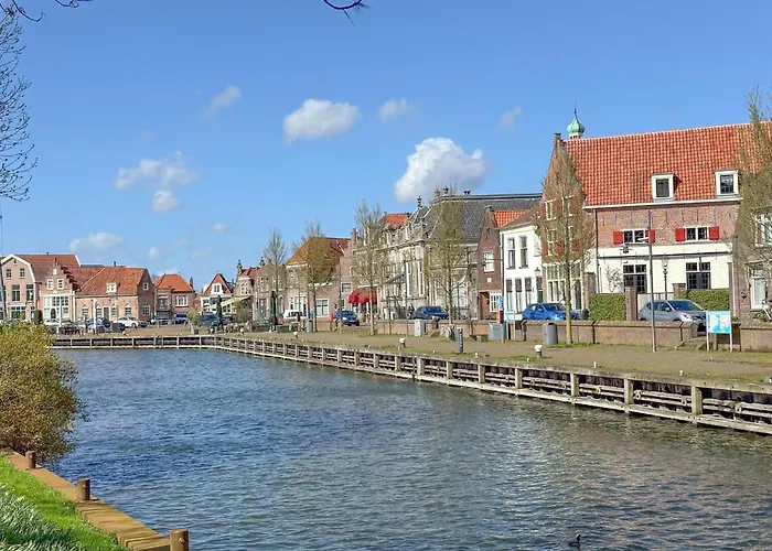 Combi Grote En Kleine Weeshuis *