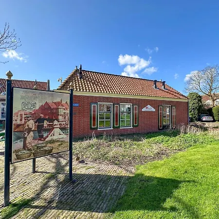 Hébergement de vacances Combi Grote En Kleine Weeshuis *