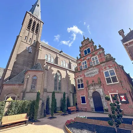 Combi Grote En Kleine Weeshuis