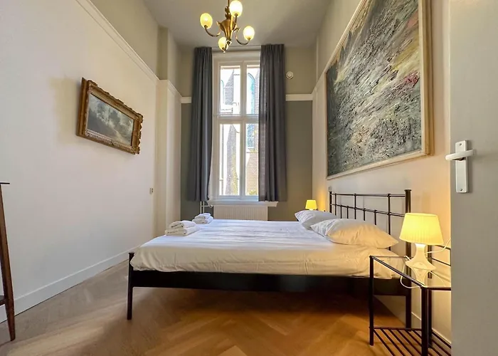 Combi Grote En Kleine Weeshuis