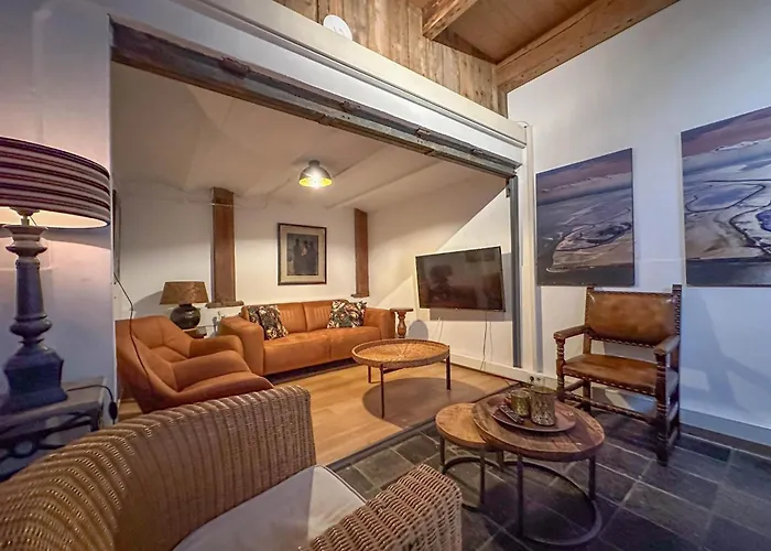 Hébergement de vacances Combi Grote En Kleine Weeshuis