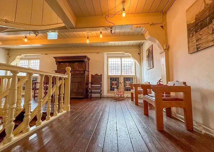 Hébergement de vacances Combi Grote En Kleine Weeshuis